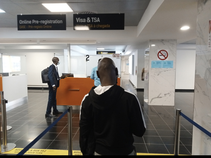 Cap-Vert / Taxe aéroportuaire : La presse sportive Sénégalaise bloquée à l'aéroport de Praia durant plusieurs minutes...