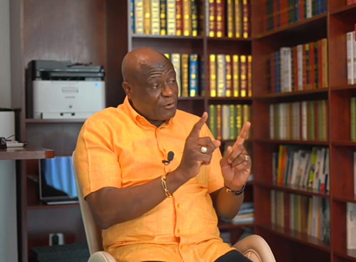 Constant Omari (Président intérimaire CAF, vice-président FIFA) : « Un coup fourré pour m’empêcher d’être candidat ? » Constant Omari (Président intérimaire CAF, vice-président FIFA) : « Un coup fourré pour m’empêcher d’être candidat ? »