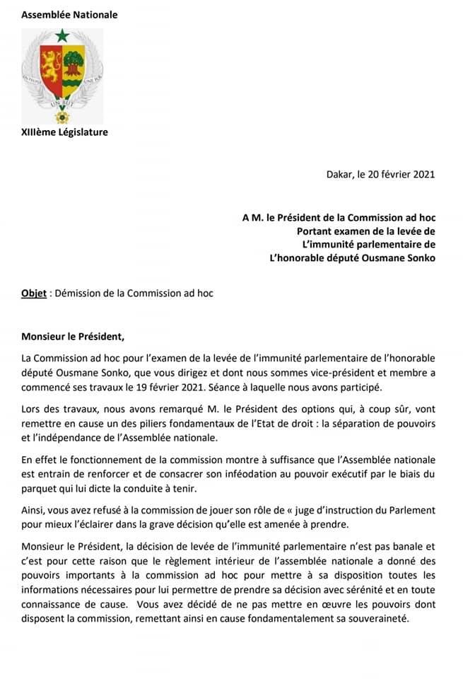 Assemblée nationale / Commission ad hoc chargée de levée l’immunité parlementaire de Ousmane Sonko : Moustapha Guirassy et Cheikh Bamba Dièye démissionnent. Assemblée nationale / Commission ad hoc chargée de levée l’immunité parlementaire de Ousmane Sonko : Moustapha Guirassy et Cheikh Bamba Dièye démissionnent.
