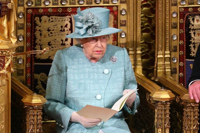 Angleterre : Le cousin de la reine condamné à de la prison pour agression sexuelle.