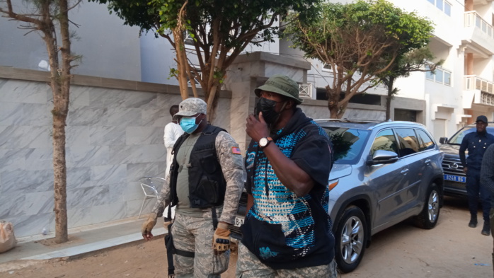 Cité Keur Gorgui: quelques images de la devanture de chez Ousmane Sonko sur le départ pour le Tribunal