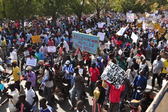 Les images de la marche organisée par les responsables du parti démocratique sénégalais
