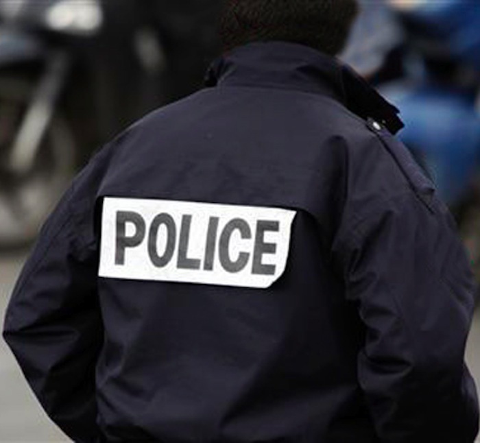Un officier sème la panique dans un dancing en usant de son arme : Révélations sur une bavure policière
