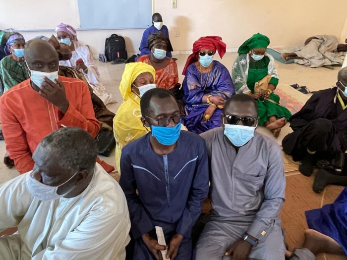 DAROU SALAM TYP/ Le Khalife des Mourides reçoit la délégation du Président, salue ses efforts pour la paix et accepte ses condoléances suite au décès de Serigne Bass Typ. DAROU SALAM TYP/ Le Khalife des Mourides reçoit la délégation du Président, salue ses efforts pour la paix et accepte ses condoléances suite au décès de Serigne Bass Typ.