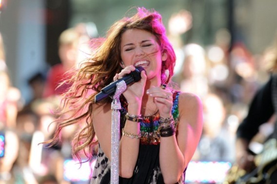 Miley Cyrus, élue femme la plus hot