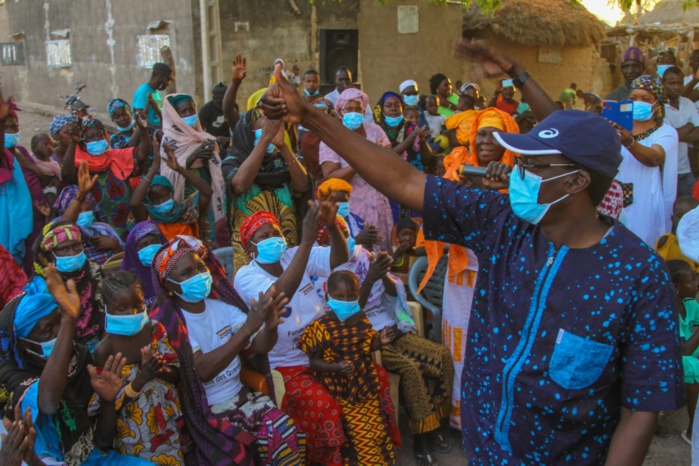 (PHOTOS) Mamadou Kassé fait vibrer Tambacounda et rassure : "Le Président fera confiance aux jeunes"