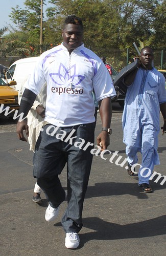 Tapha Tine à l’hôtel Terrou-Bi