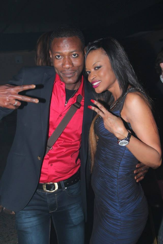 Tange Tandian, patron de Vipnews en compagnie du mannequin Najouba Diallo au palais des congrès de  Montreuil