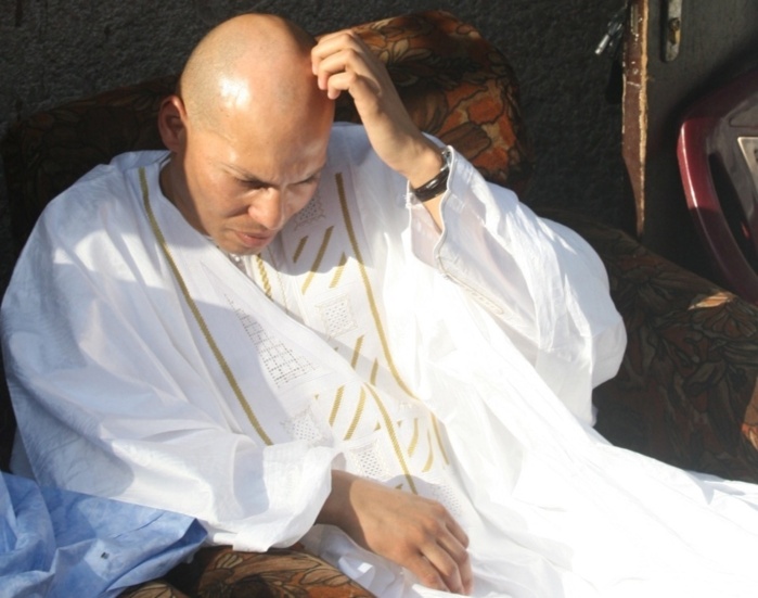 Maison d'arrêt de Rebeuss : Karim Wade s'initie aux "Khassaides" de Serigne Touba