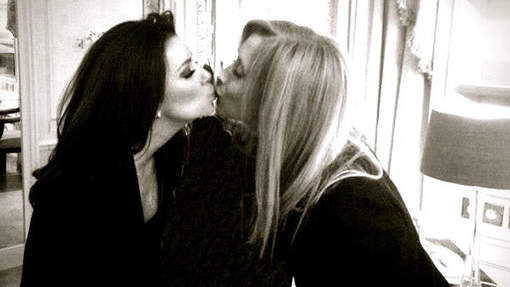 Le baiser d'Eva Longoria et Lara Fabian