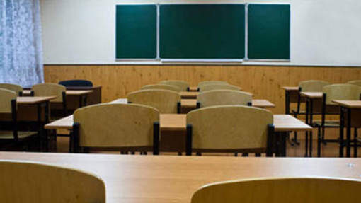 L'instituteur consultait du porno en classe