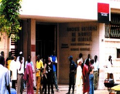 Sit-in à la SBGS : La Direction générale met en avant un « contexte économique difficile »