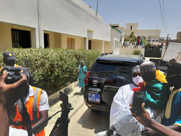 KAOLACK : Mohamed Mahi Touré accueilli en héros à Médina Baye (Images) KAOLACK : Mohamed Mahi Touré accueilli en héros à Médina Baye (Images)