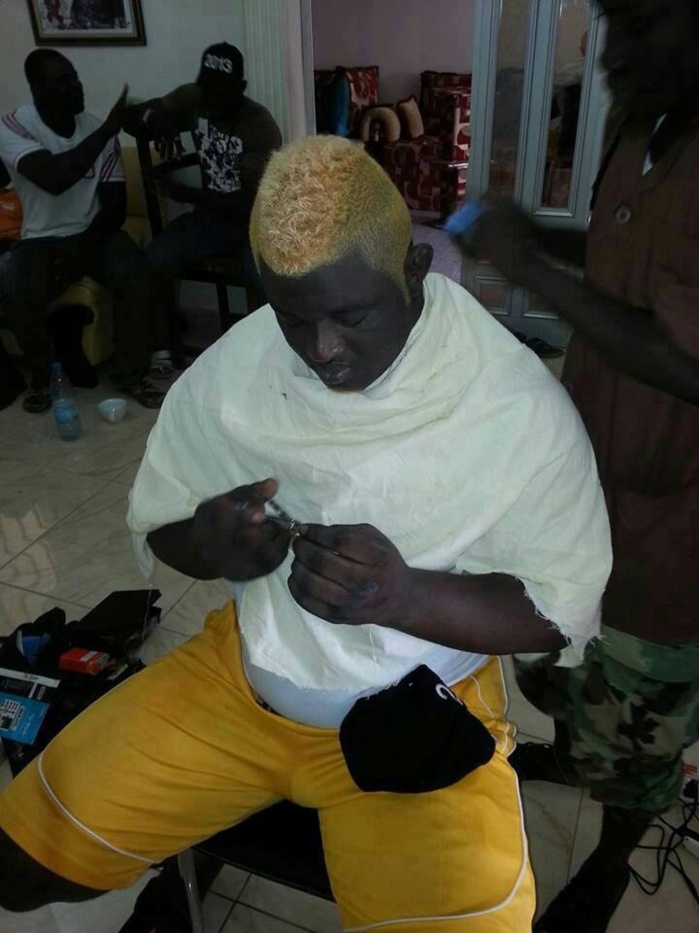 Balla Gaye 2 se coiffe