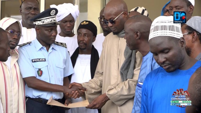 SALE TEMPS POUR SERIGNE BASS MBACKÉ : « Les policiers m'ont menotté, se sont agrippés à mon sexe jusqu'à ce que je m'évanouisse...pour me dire après que c'était une confusion »