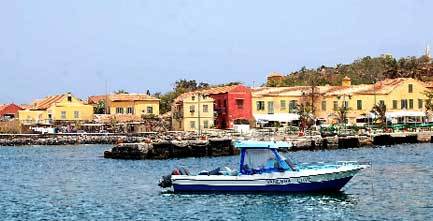 Arrivée de Barack Obama à Gorée : Les habitants de l’île se rebellent