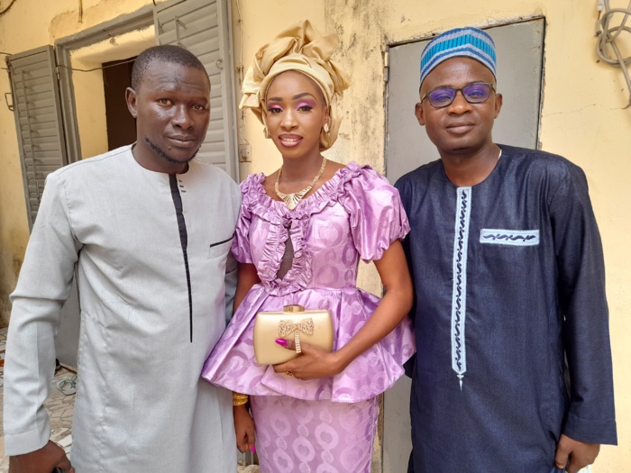 Thiès : Notre confrère Birahim Diaw baptise sa fille (images). Thiès : Notre confrère Birahim Diaw baptise sa fille (images).