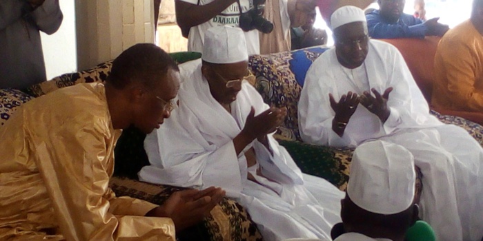 Préparatifs du Daaka : Les ministres Abdoul Karim Sall (environnement) et Abdoulaye Sow (urbanisme) à la cité religieuse de Médina Gounass. Préparatifs du Daaka : Les ministres Abdoul Karim Sall (environnement) et Abdoulaye Sow (urbanisme) à la cité religieuse de Médina Gounass.