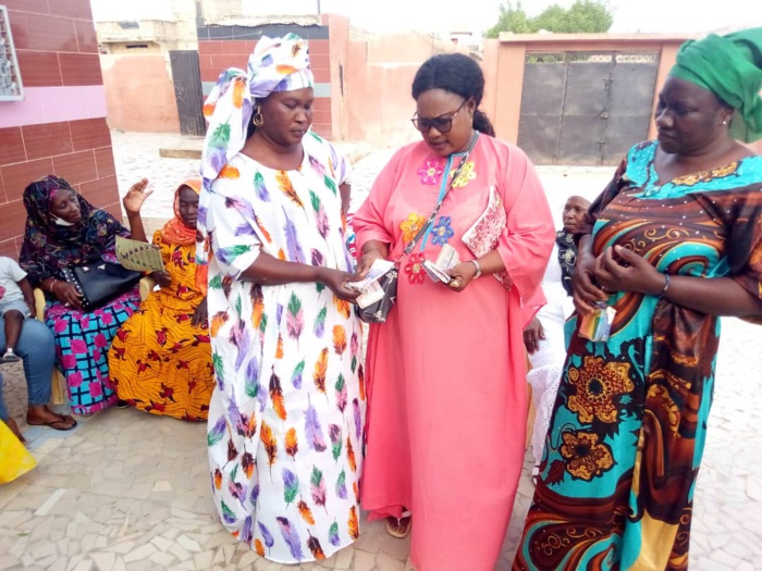 Kaolack : Adji Mergane Kanouté octroie des financements aux plate-formes décentralisées des Linguère. Kaolack : Adji Mergane Kanouté octroie des financements aux plate-formes décentralisées des Linguère.