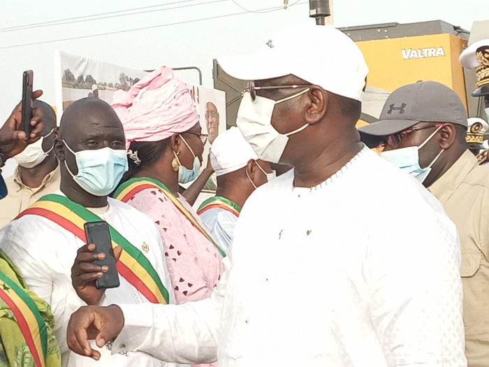 Visite dans le casier rizicole de Fanaye : Le président Macky Sall décide de reproduire le modèle dans l'ensemble du département. Visite dans le casier rizicole de Fanaye : Le président Macky Sall décide de reproduire le modèle dans l'ensemble du département.