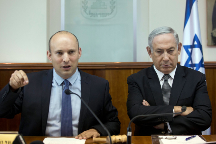 Israël : Naftali Bennett devient Premier ministre d'Israël, Netanyahu écarté du pouvoir. Israël : Naftali Bennett devient Premier ministre d'Israël, Netanyahu écarté du pouvoir.