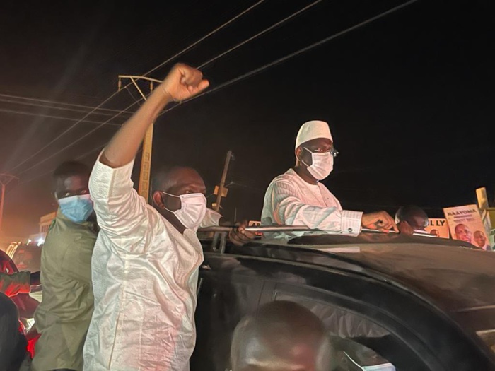Matam : Le président Macky Sall a procédé à la pose de la 1ère pierre du centre national de contrôle des fréquences à Doumga Ouro Alpha. Matam : Le président Macky Sall a procédé à la pose de la 1ère pierre du centre national de contrôle des fréquences à Doumga Ouro Alpha.