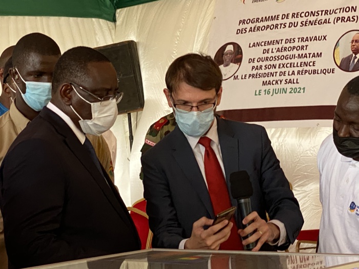 Tournée économique du PR : Les travaux de l’aéroport de Ourossogui et de l’hôpital de Matam, lancés par le chef de l’État. Tournée économique du PR : Les travaux de l’aéroport de Ourossogui et de l’hôpital de Matam, lancés par le chef de l’État.