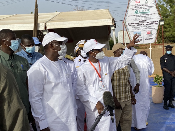 Audiovisuel : Le président Macky Sall lance officiellement les activités de la Rts 5 Matam. Audiovisuel : Le président Macky Sall lance officiellement les activités de la Rts 5 Matam.