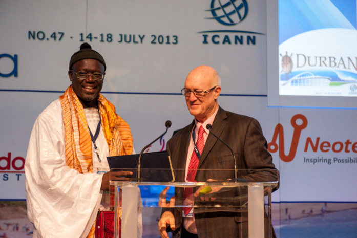 REUNION D’ICANN EN AFRIQUE DU SUD – DURBAN 47 : Khéweul.com de Mouhamet Diop remporte le prix du meilleur registrar africain