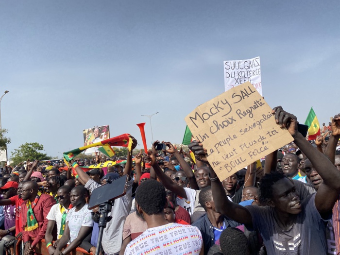 10ans du M23 : La forte mobilisation du M2D au terrain Hlm Grand Médine pour dire NON à la 3e candidature de Macky Sall. 10ans du M23 : La forte mobilisation du M2D au terrain Hlm Grand Médine pour dire NON à la 3e candidature de Macky Sall.