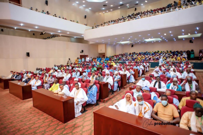 SARSARA 2021/ Touba envoie une délégation dirigée par Serigne Bass Abdou Khadre pour les besoins de la semaine culturelle.