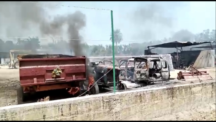 Mort d’un gardien à Boucotte-Diembering : Les jeunes en colère, mettent le feu au domaine… Mort d’un gardien à Boucotte-Diembering : Les jeunes en colère, mettent le feu au domaine…