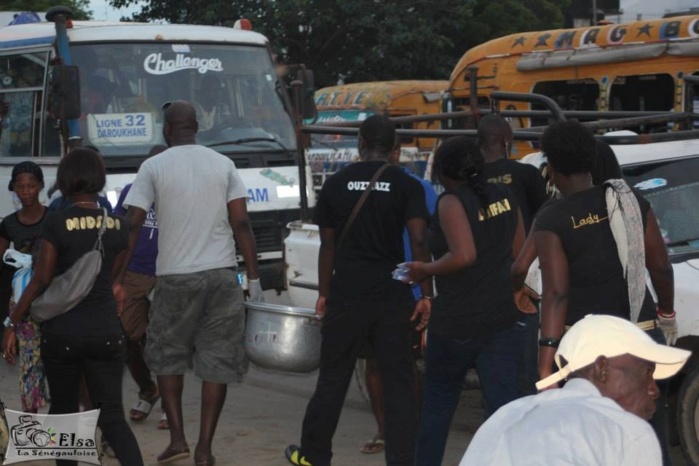 Les "ndogous" de solidarité du groupe "JUST VRAI" aux HLM Garage Guédiawaye