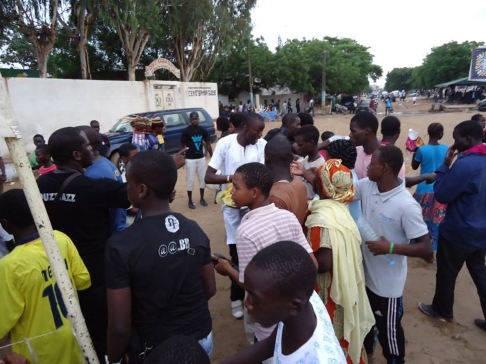 Les "ndogous" de solidarité du groupe "JUST VRAI" aux HLM Garage Guédiawaye