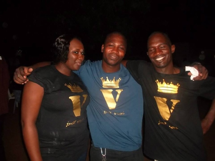 Les "ndogous" de solidarité du groupe "JUST VRAI" aux HLM Garage Guédiawaye