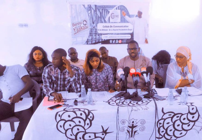 L'avion présidentiel rebaptisé Langue de Barbarie : BBY de Saint-Louis magnifie ce choix et félicite le président Macky Sall. L'avion présidentiel rebaptisé Langue de Barbarie : BBY de Saint-Louis magnifie ce choix et félicite le président Macky Sall.