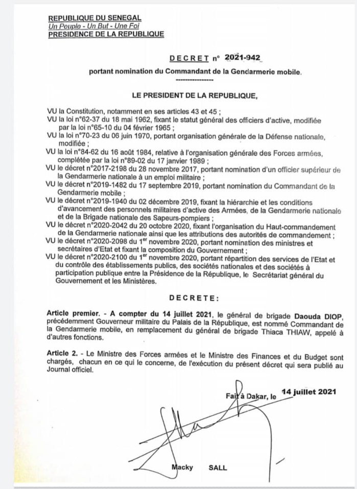 Nominations dans le Haut commandement de la gendarmerie nationale: le colonel Adama Gueye, Gouverneur militaire du Palais, les Colonels Daouda Diop et Meissa Cellé Ndiaye élevés au grade de Général Nominations dans le Haut commandement de la gendarmerie nationale: le colonel Adama Gueye, Gouverneur militaire du Palais, les Colonels Daouda Diop et Meissa Cellé Ndiaye élevés au grade de Général
