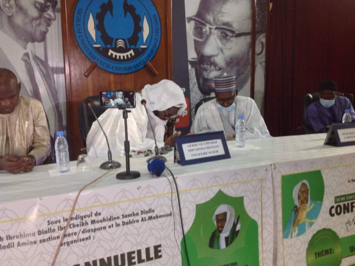 UCAD : La vie et l'œuvre du défunt fondateur de Médinatoul Abdou Khadre Dieylani, Cheikh Mouhidine Samba Diallo, revisitées. UCAD : La vie et l'œuvre du défunt fondateur de Médinatoul Abdou Khadre Dieylani, Cheikh Mouhidine Samba Diallo, revisitées.