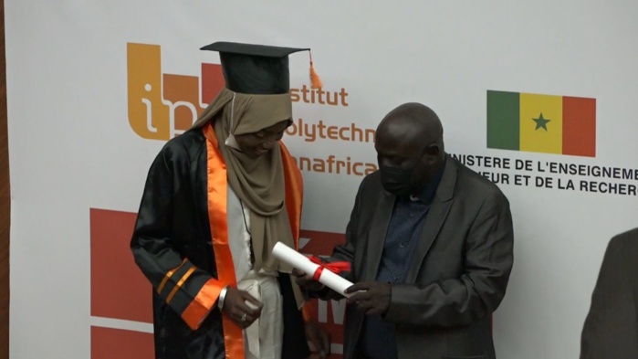 (Images) Institut Polytechnique Panafricain de Dakar (IPP) : cérémonie de remise de diplômes des 350 diplômés (Images) Institut Polytechnique Panafricain de Dakar (IPP) : cérémonie de remise de diplômes des 350 diplômés