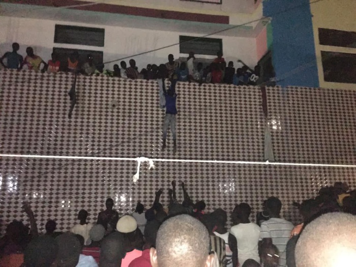 TOUBA - Des Ndongo-Daara sautent des étages d’un immeuble pour s’échapper. De quoi ont-ils peur ?.... TOUBA - Des Ndongo-Daara sautent des étages d’un immeuble pour s’échapper. De quoi ont-ils peur ?....