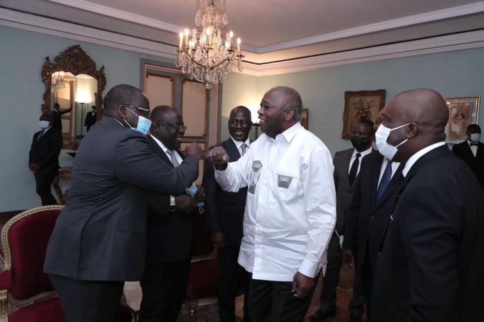 Côte d’Ivoire : Le Président de la République, Alassane Ouattara reçoit Laurent Gbagbo. (IMAGES)