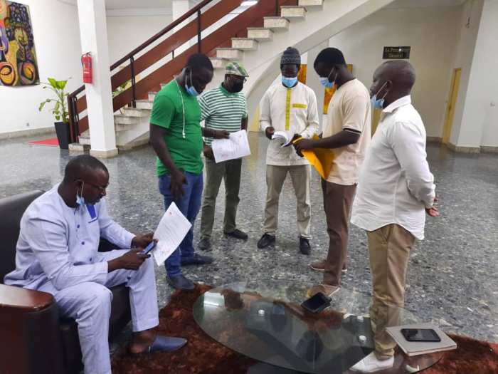 Déclassification de la bande de filao : « Aar Sunu Littoral » a déposé un recours pour l'annulation du décret présidentiel n°2021-701.