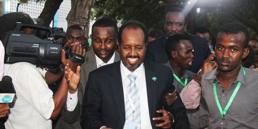 Le président somalien indemne après une attaque des shebab contre son convoi