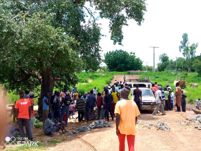 Koungheul : Les maires des communes de Fass Thiéckène et de Saly Escale dégagent leurs propres moyens pour la réhabilitation du pont de Koungheul Socé... Koungheul : Les maires des communes de Fass Thiéckène et de Saly Escale dégagent leurs propres moyens pour la réhabilitation du pont de Koungheul Socé...