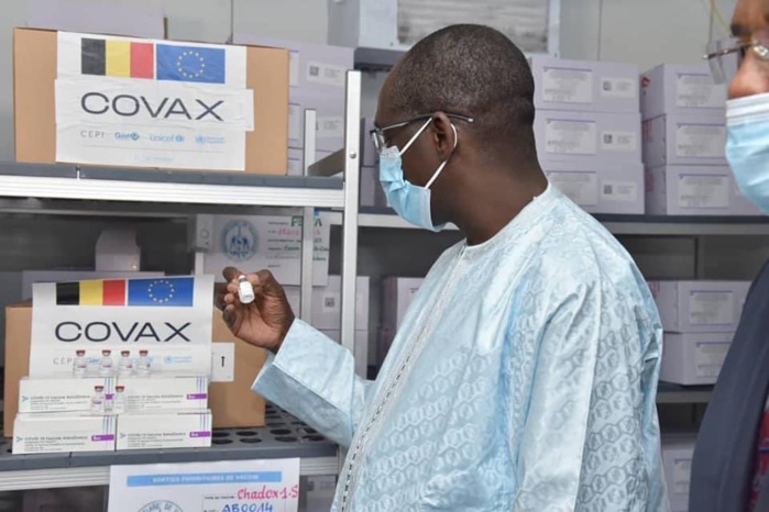 Rentrée universitaire 2021-2022 : Le ministre de la Santé prévoit 200.000 doses pour les étudiants et les enseignants. Rentrée universitaire 2021-2022 : Le ministre de la Santé prévoit 200.000 doses pour les étudiants et les enseignants.