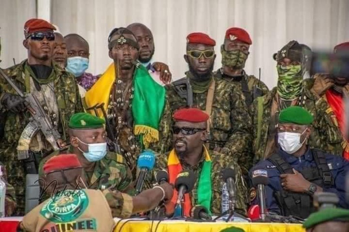 Guinée : Le colonel Mamady Doumbouya lance le début des concertations. Guinée : Le colonel Mamady Doumbouya lance le début des concertations.