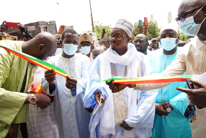 Grand Magal de Touba 2021 : La Sonatel installe une deuxième agence Sokhna Mame Diarra Bousso Touba Mosquée. Grand Magal de Touba 2021 : La Sonatel installe une deuxième agence Sokhna Mame Diarra Bousso Touba Mosquée.