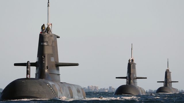 Crise des sous-marins / Snobée par l’Australie, la France se console auprès de la Grèce : Une réponse Européenne face à la stratégie AUKUS en perspective ?