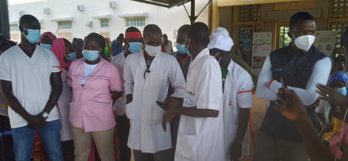 KÉDOUGOU/SARAYA : Le personnel de santé exige le départ du médecin chef de district KÉDOUGOU/SARAYA : Le personnel de santé exige le départ du médecin chef de district