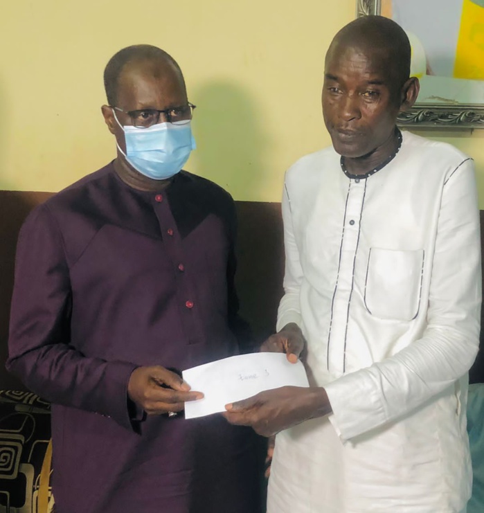 Navétanes 2021 : Le Coordonnateur des cadres Benno de Pikine, Abdou Karim Sall, dégaine 3.400.000 pour les 14 zones en compétition de l'ODCAV Navétanes 2021 : Le Coordonnateur des cadres Benno de Pikine, Abdou Karim Sall, dégaine 3.400.000 pour les 14 zones en compétition de l'ODCAV